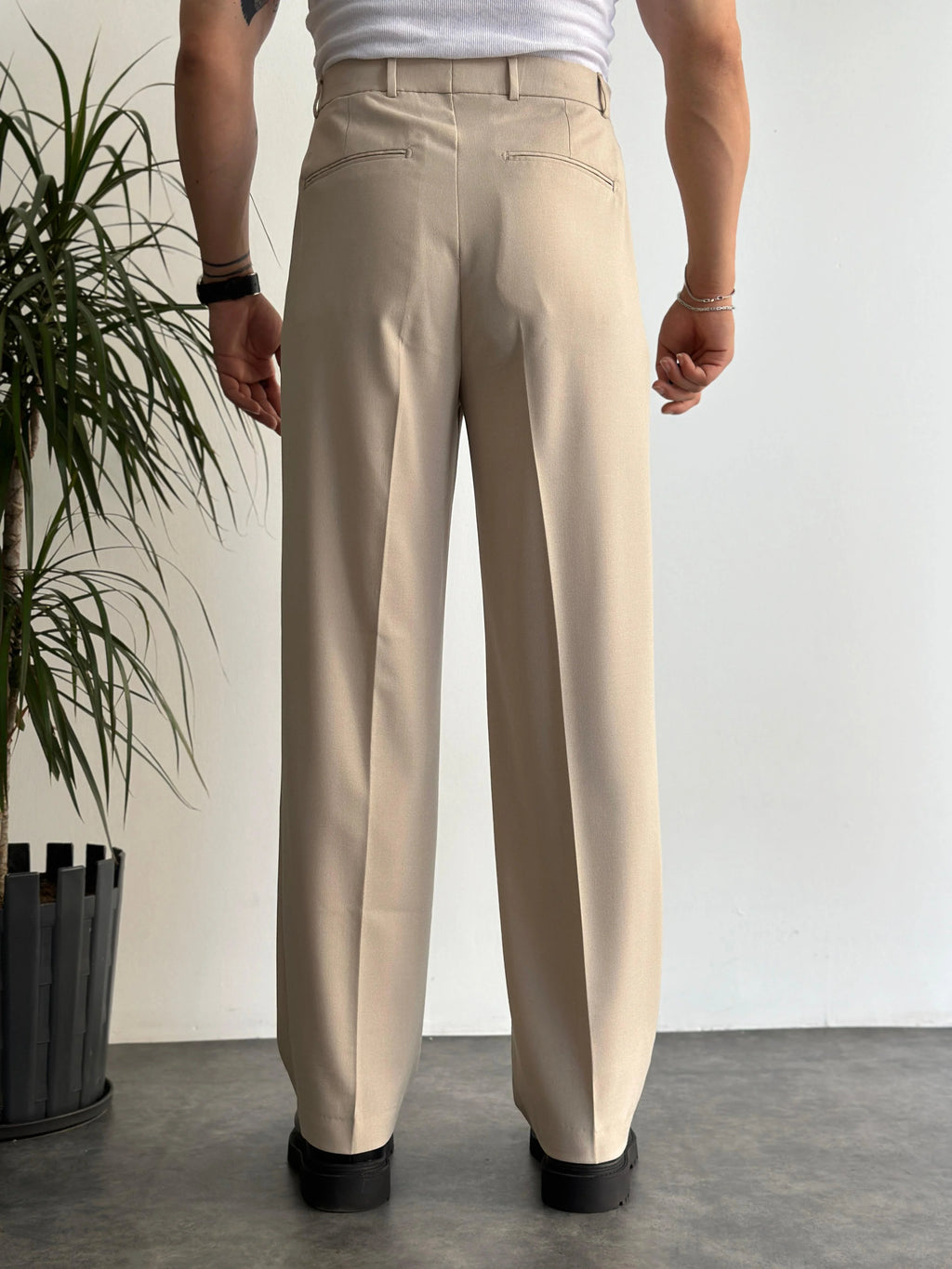 Classic Pleated Trousers