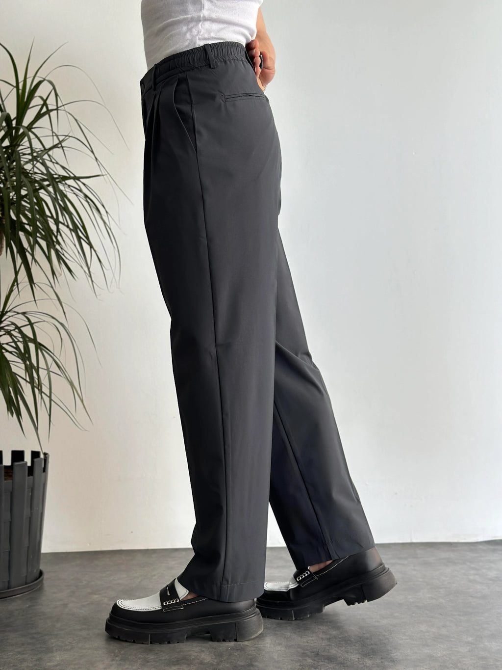 Comfort-Waist Pleated Trousers