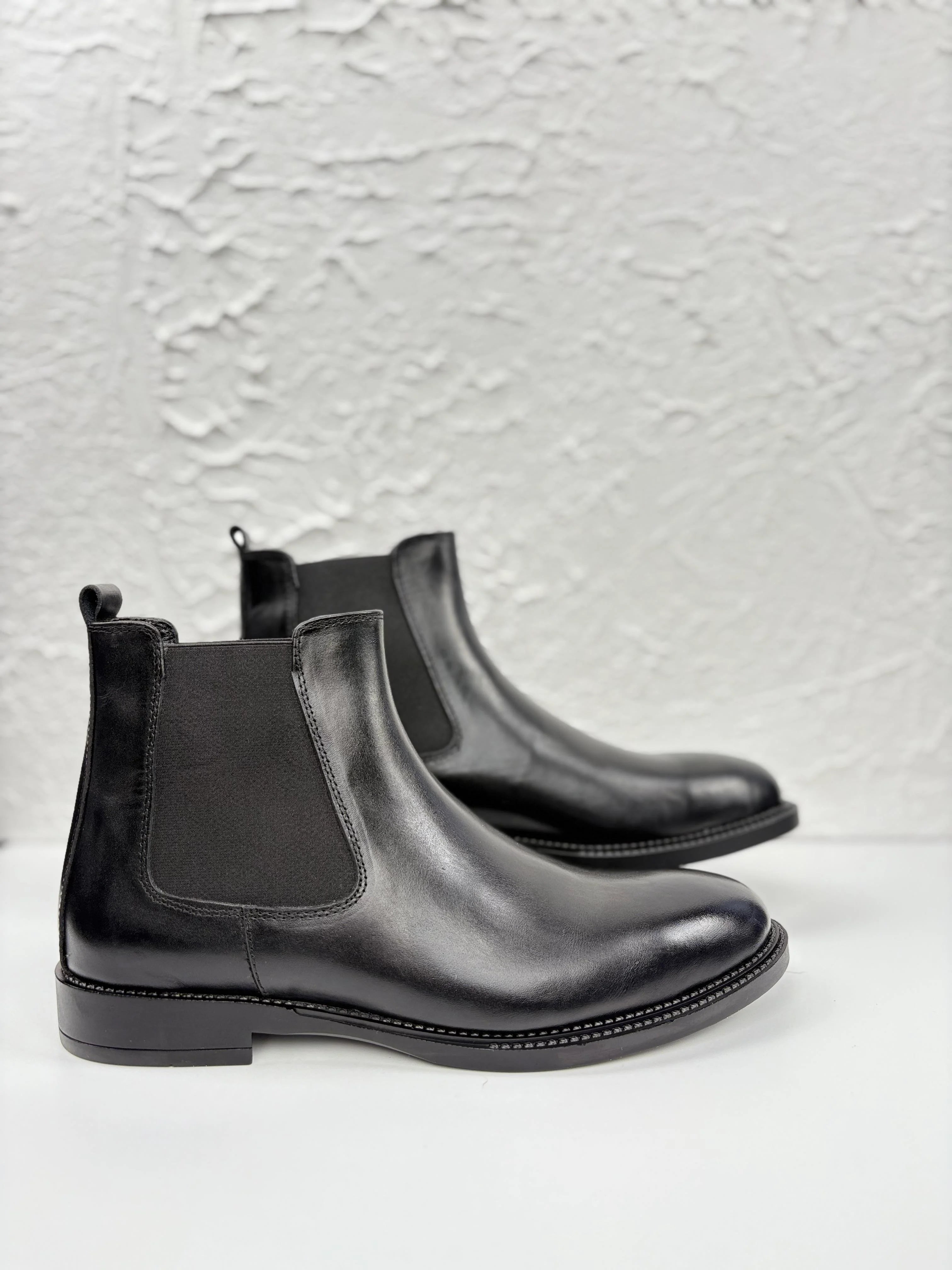 Artisan Chelsea Boot