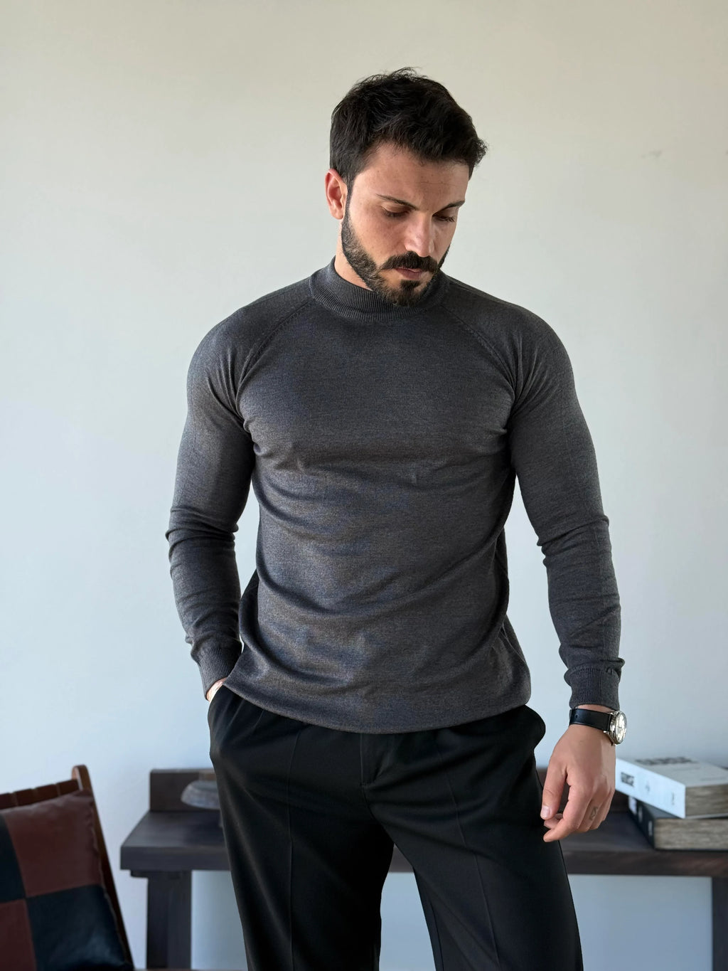 Roberto Raglan Mock Neck