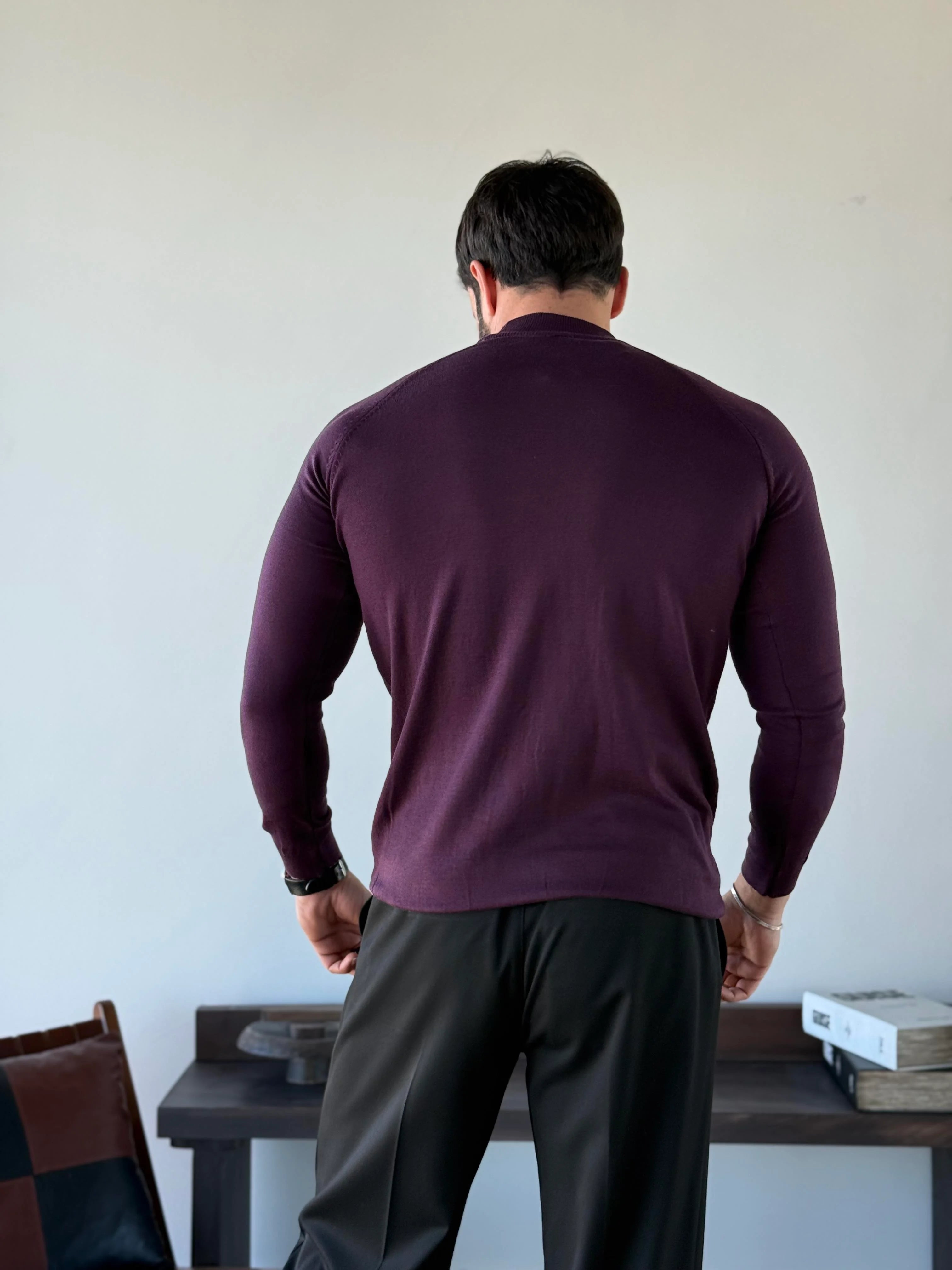 Roberto Raglan Mock Neck