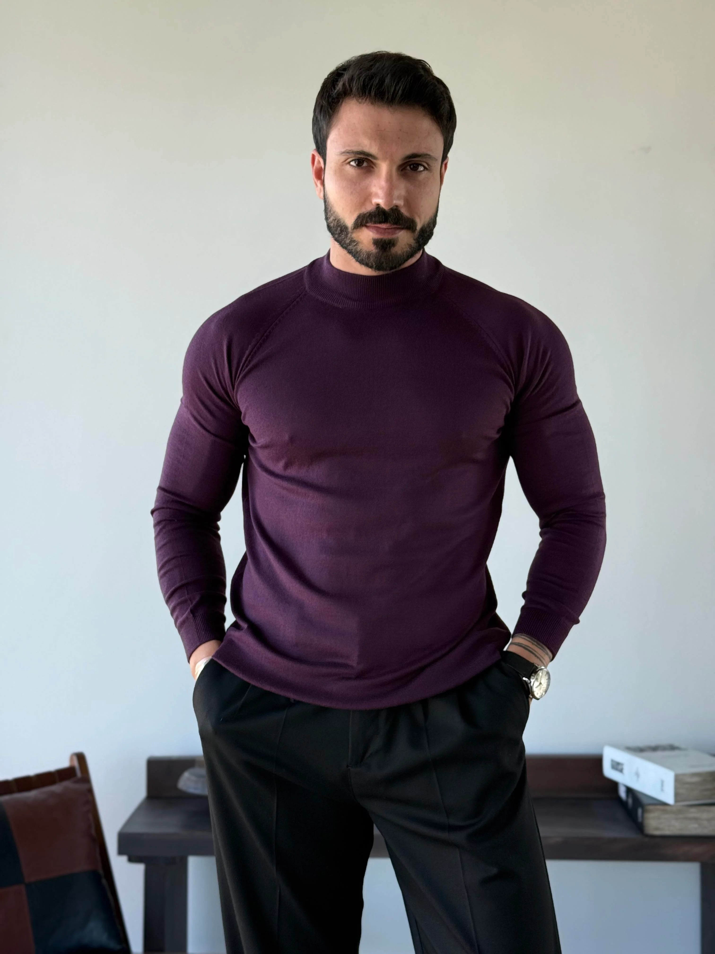 Roberto Raglan Mock Neck