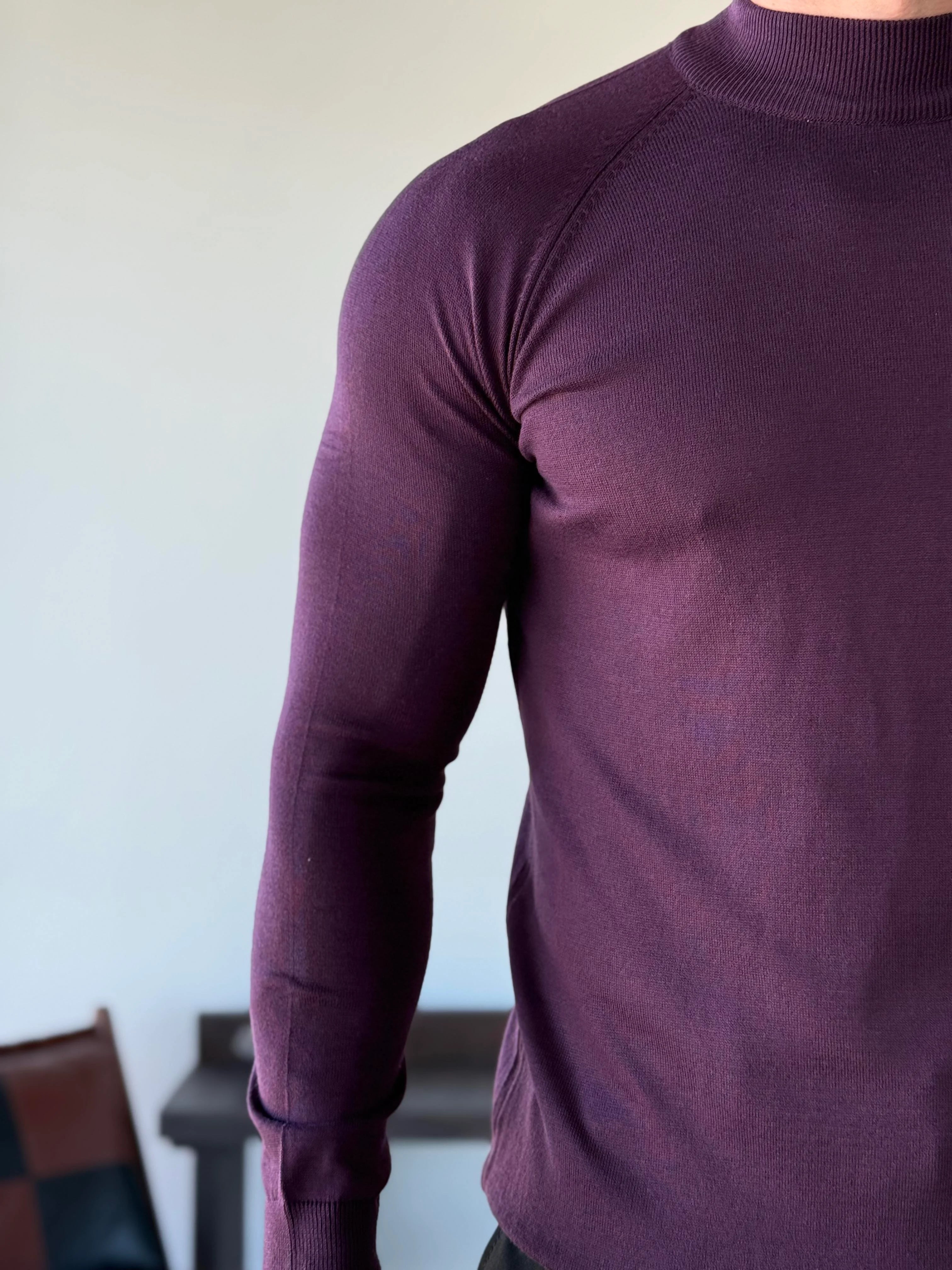 Roberto Raglan Mock Neck