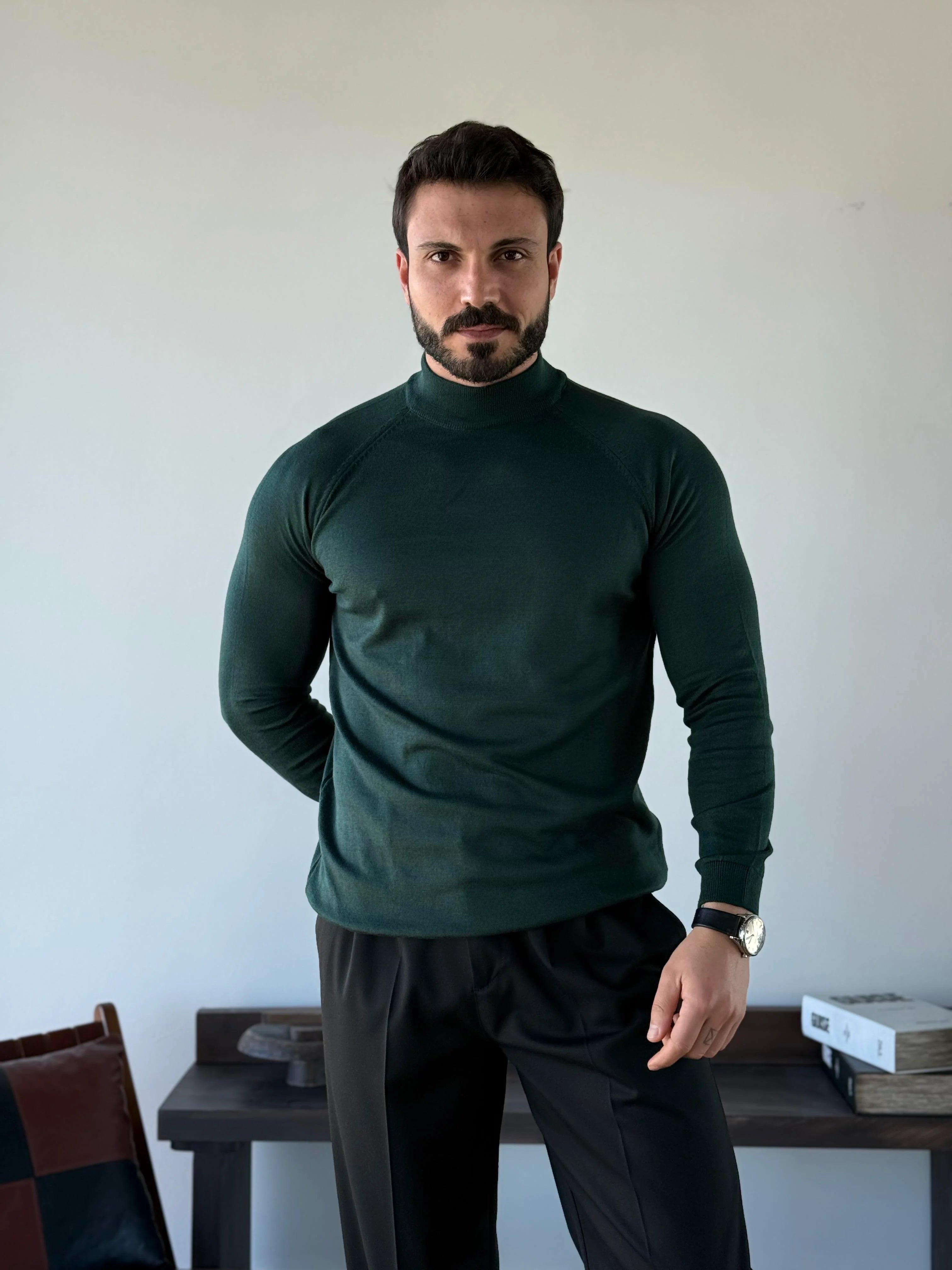 Roberto Raglan Mock Neck