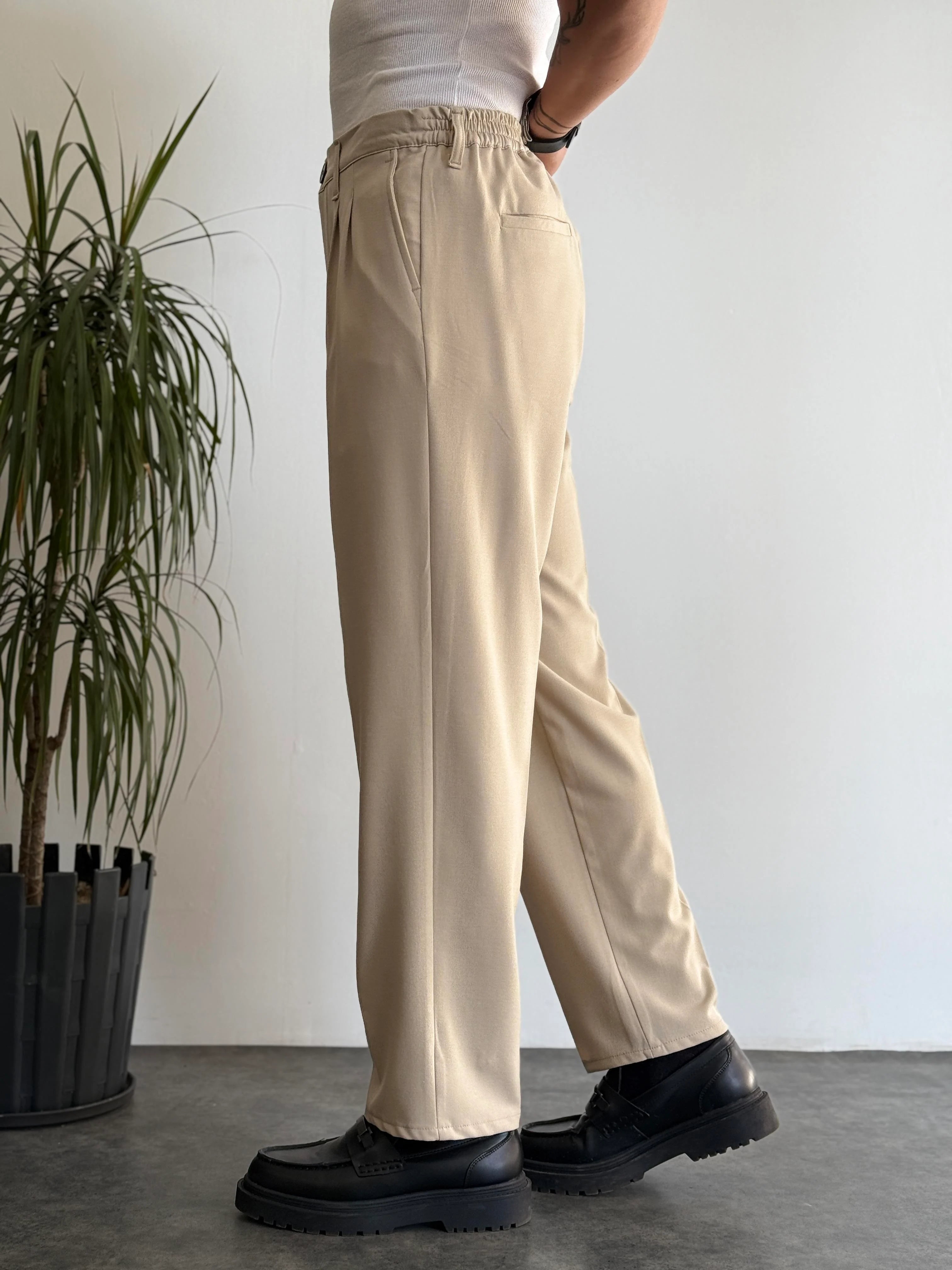 Comfort-Waist Pleated Trousers